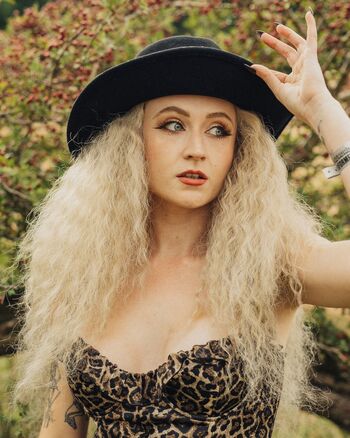 Full leaked Janet devlin private onlyfans photo