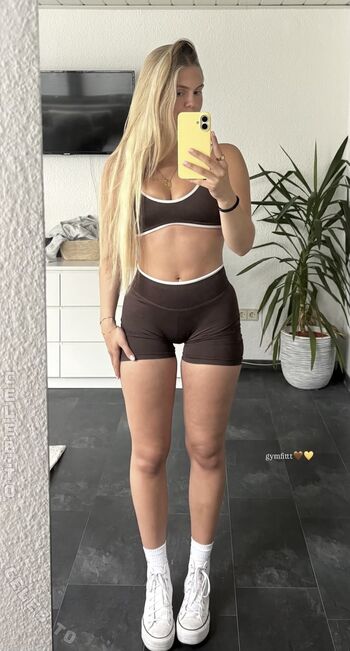 Full leaked Jellefeline private onlyfans photo