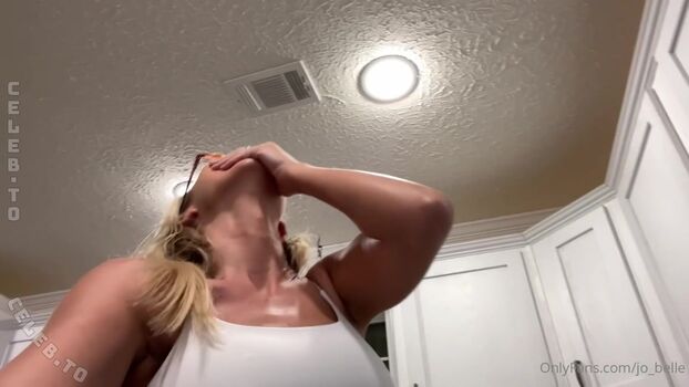 Jolene Belle