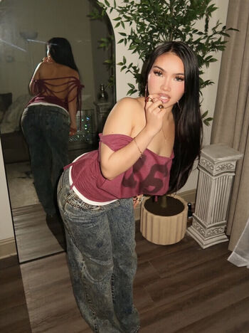 Full leaked Julianarmah page private onlyfans photo