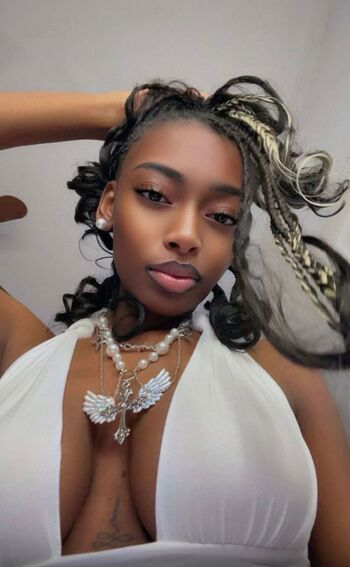 Kaylanicolejones