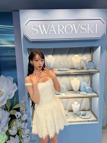 Full leaked Kim chaewon private onlyfans photo