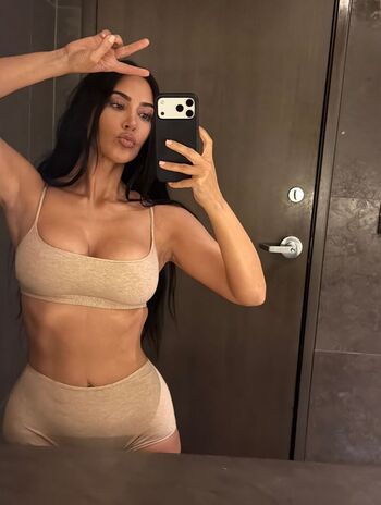 Full leaked Kim kardashian private onlyfans photo