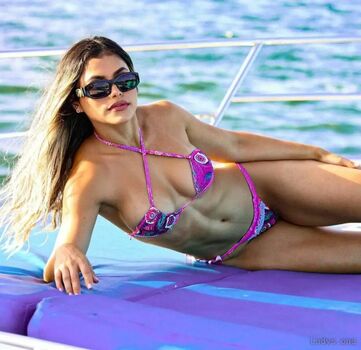 Full leaked Laura orlando private onlyfans photo