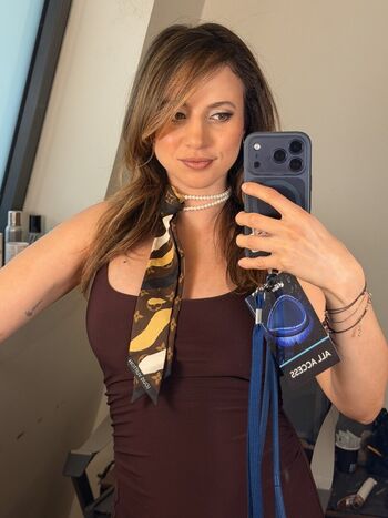 Full leaked Laure valee page private onlyfans photo