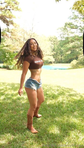 Full leaked Lexi private onlyfans photo