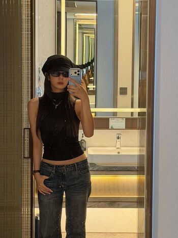 Full leaked Lia loves private onlyfans photo