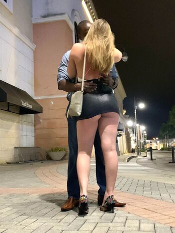 Full leaked Lilarove private onlyfans photo