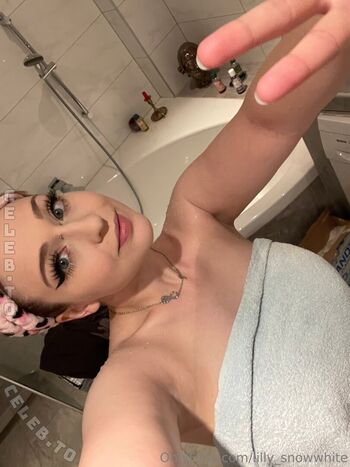 Full leaked Lilly snowwhite  page private onlyfans photo