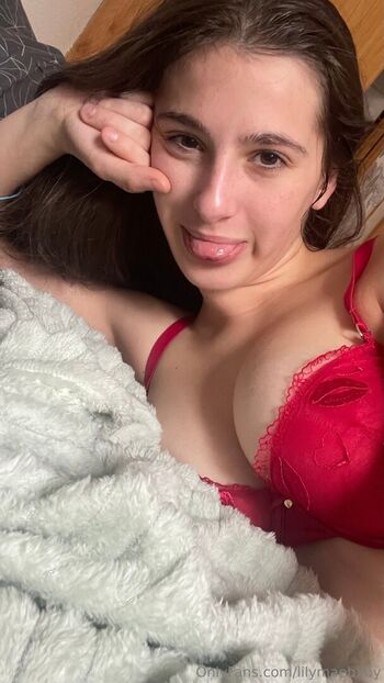 Full leaked Lilymaebxby private onlyfans photo