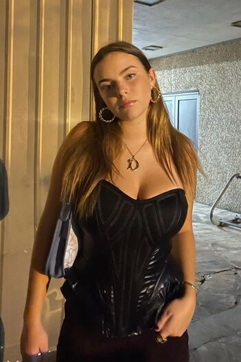 Full leaked Lola dubrul private onlyfans photo