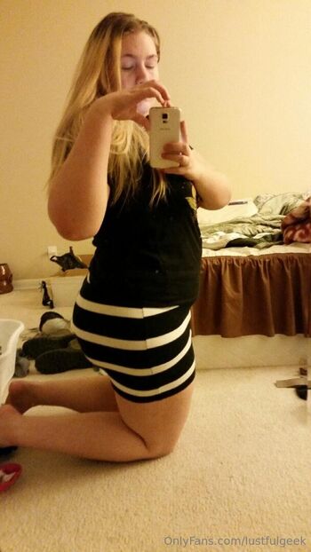 Full leaked Lustfulgeek private onlyfans photo