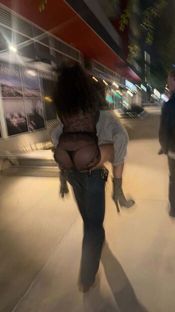 Full leaked Lydiaren private onlyfans photo