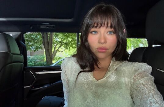 Full leaked Malina weissman private onlyfans photo