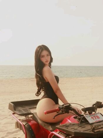 Maria Akira Shimizu
