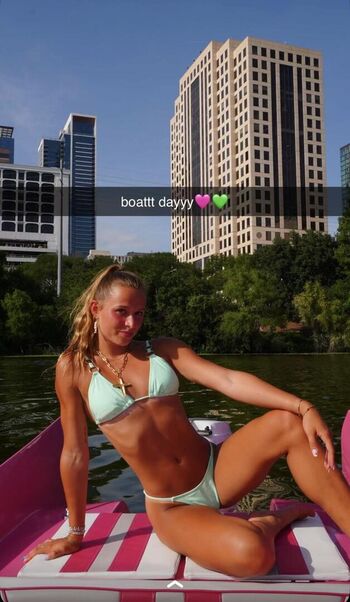 Full leaked Mia rogan private onlyfans photo