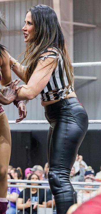 Mickie James