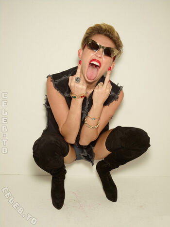 Full leaked Miley cyrus private onlyfans photo