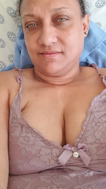 Full leaked Milf miss clare page private onlyfans photo