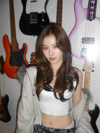 Minatozaki Sana (TWICE)