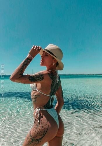 Full leaked Miri be page private onlyfans photo