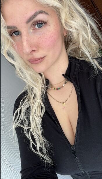 Mrssecret1999