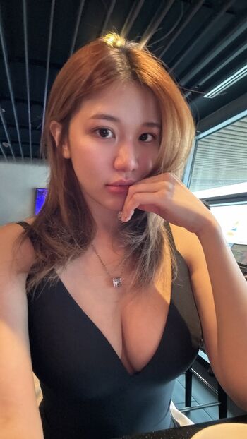 Full leaked Mspuiyi private onlyfans photo