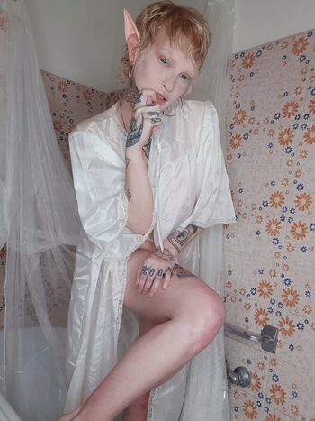 Full leaked Nausicaarondina page private onlyfans photo