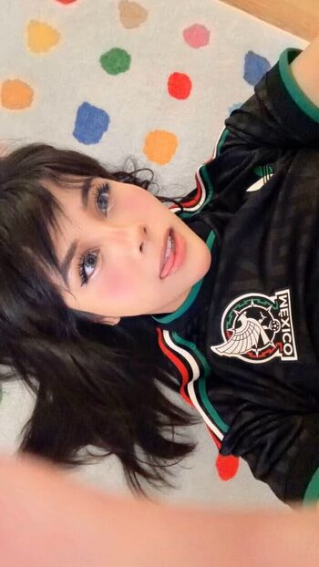 Full leaked Neeko private onlyfans photo