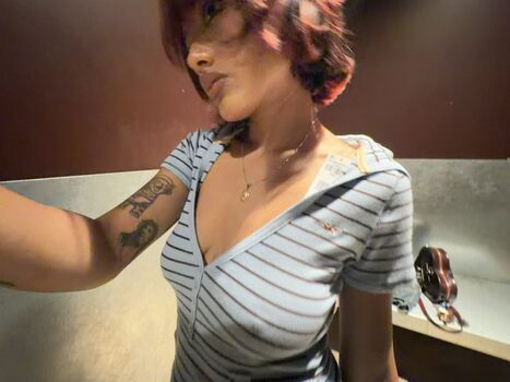 Full leaked Nomamesnico private onlyfans photo
