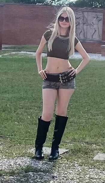 Full leaked Offizieramira private onlyfans photo