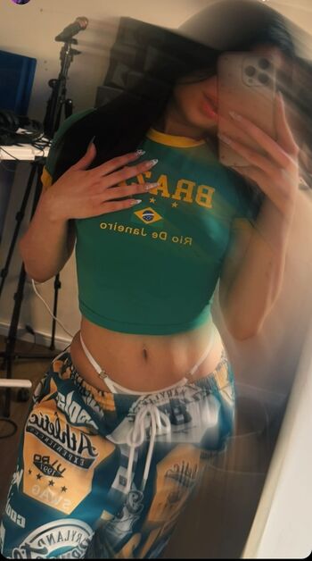Full leaked Oficialgiana private onlyfans photo