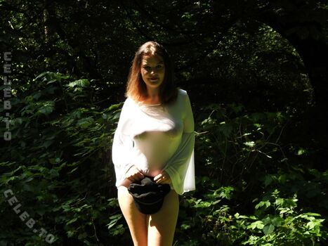 Full leaked Omg flora private onlyfans photo