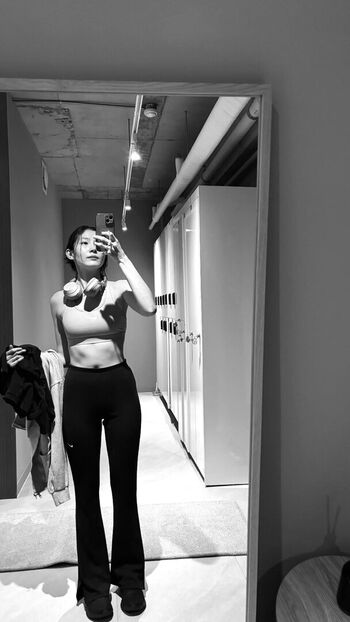 Full leaked Park yu rim private onlyfans photo