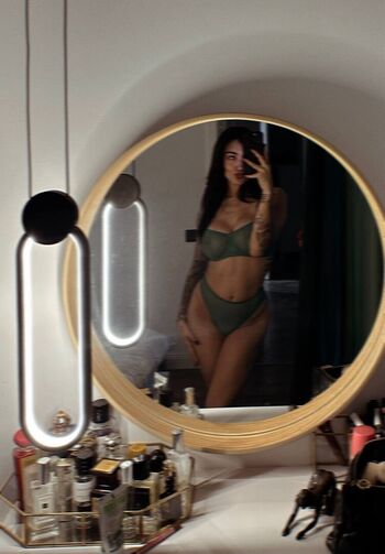 Full leaked Pingvidii private onlyfans photo