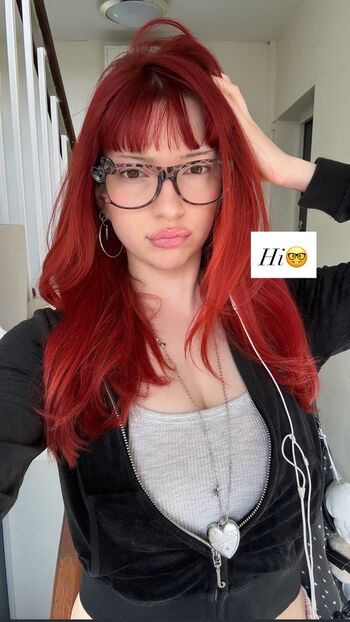 Full leaked Pizzaalice private onlyfans photo