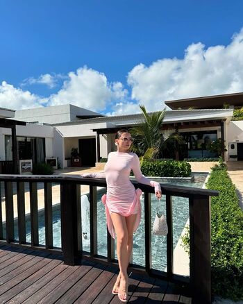 Full leaked Polina alexandrovaaa private onlyfans photo