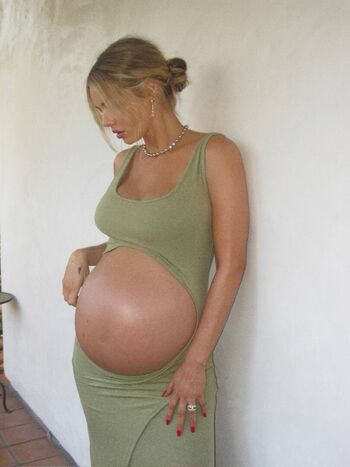 Full leaked Pregnant celebs private onlyfans photo