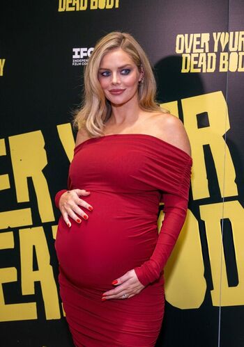Full leaked Pregnant celebs private onlyfans photo
