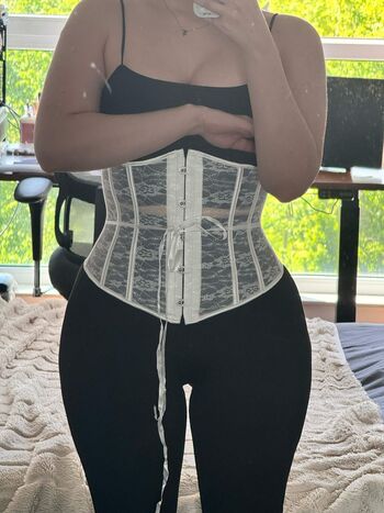 Full leaked Qiandaiyiyu private onlyfans photo