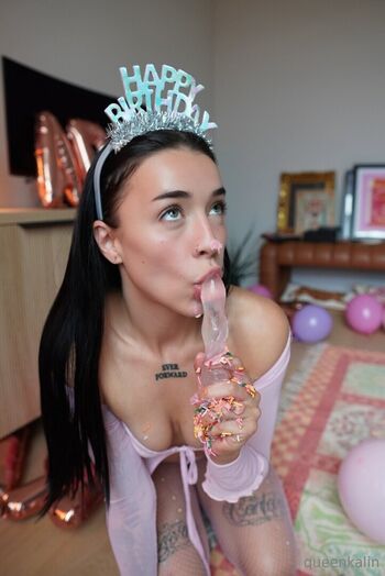 queenkalinxxx
