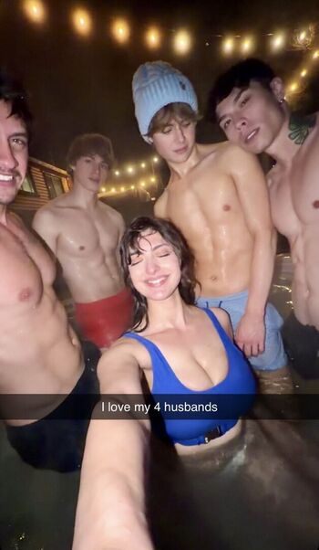 Full leaked Rachel levin rclbeauty private onlyfans photo