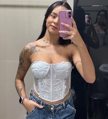 Full leaked Raissa dm private onlyfans photo