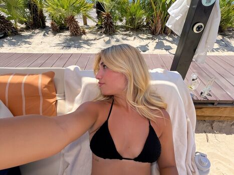 Full leaked Rosie mcclelland private onlyfans photo