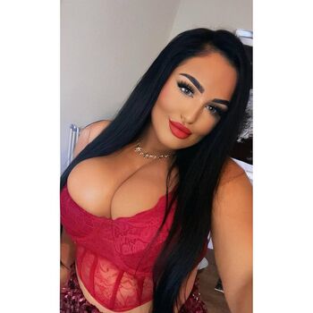 Full leaked Rosiemayfendleyx private onlyfans photo