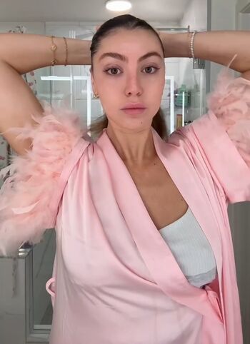 Full leaked Saby hesri private onlyfans photo