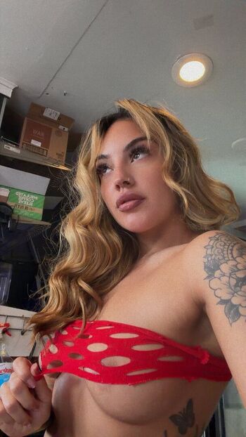 Full leaked Sally villagomez private onlyfans photo