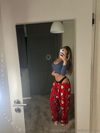Full leaked Samira fee page private onlyfans photo