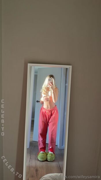 Full leaked Samira fee page private onlyfans photo