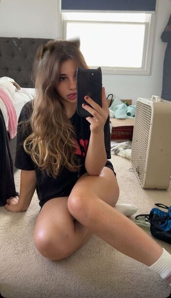 Full leaked Sara dobrik private onlyfans photo